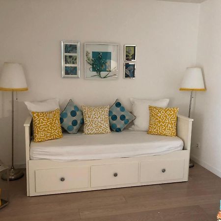 Amazing Beach & Pool Apartment With Garden Сесимбра Экстерьер фото