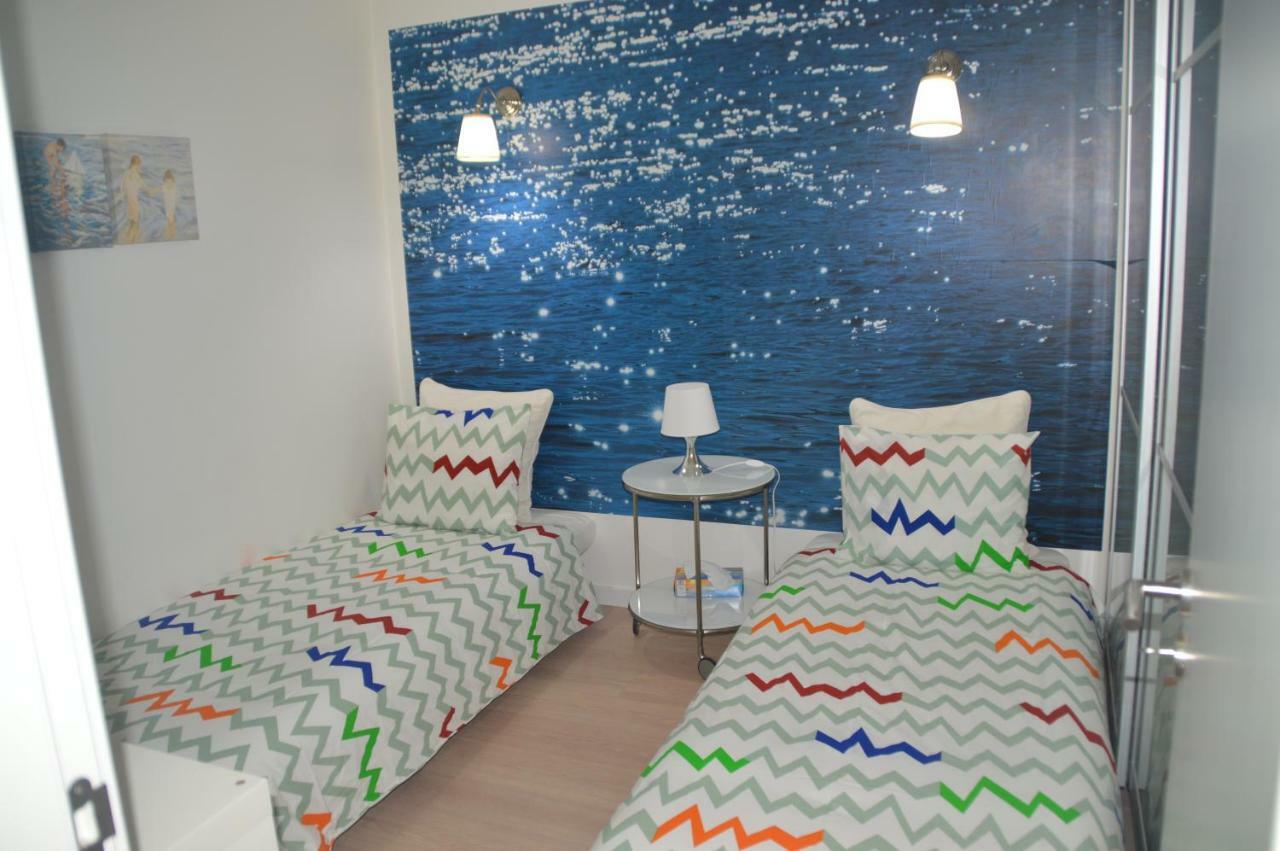 Amazing Beach & Pool Apartment With Garden Сесимбра Экстерьер фото